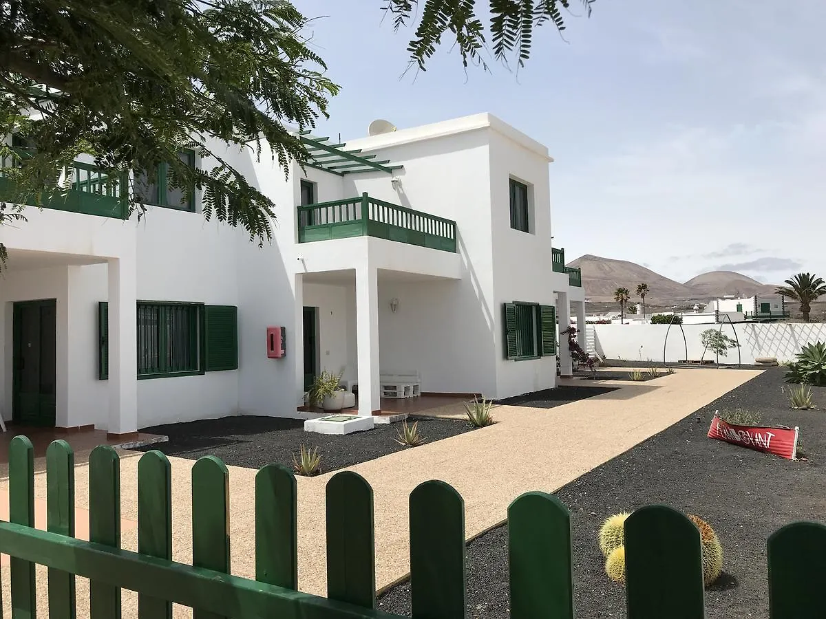 Apartamentos Flamboyant Adults Only Puerto del Carmen  0*, Puerto del Carmen (Lanzarote)